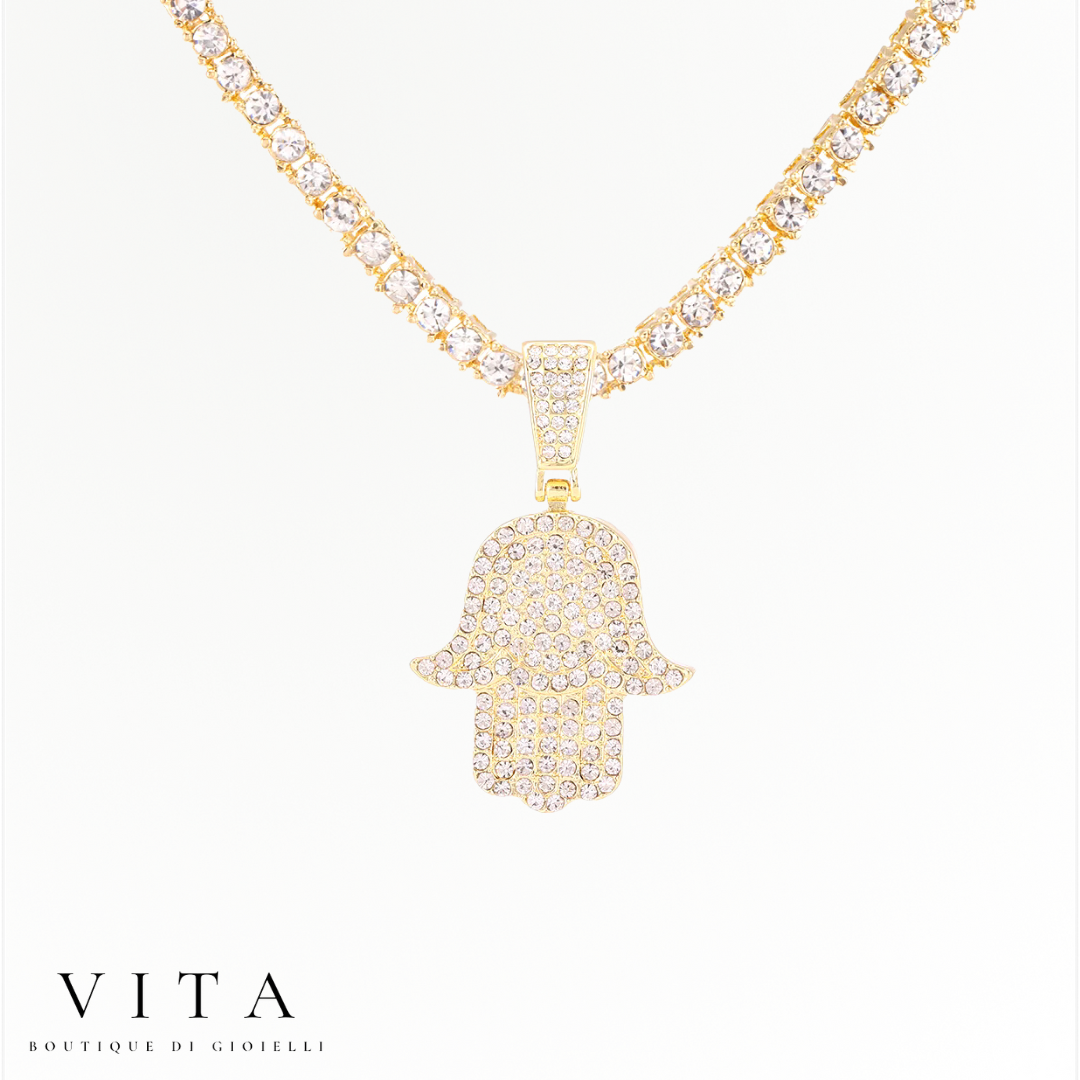 Hamsa necklace in gold