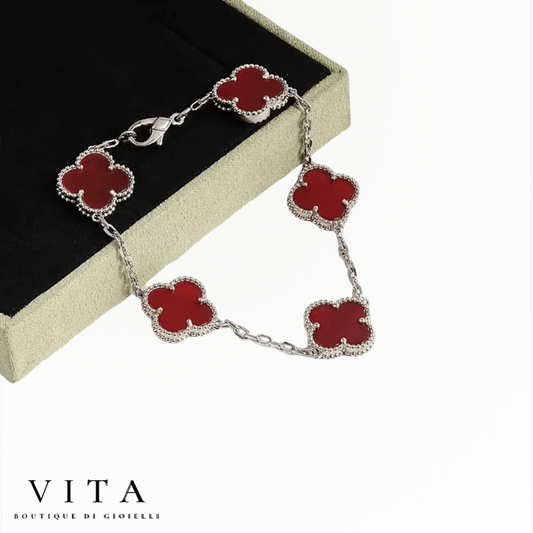 bracelet with a four-leaf clover